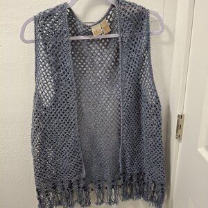 Liz & Co. Gray Open Weave Sleeveless Cardigan Vest With Fringe - S